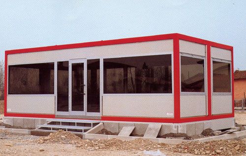 Ufficio vendita auto prefabbricato con vetrate antisfondamento