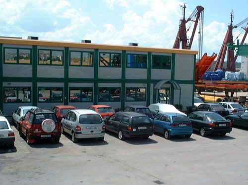 Ufficio prefabbricato aziendale su due piani