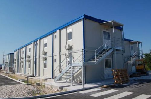 Complesso di dormitori a 2 piani per 25 persone realizzato presso il cantiere di Punta Sabbioni (VE)